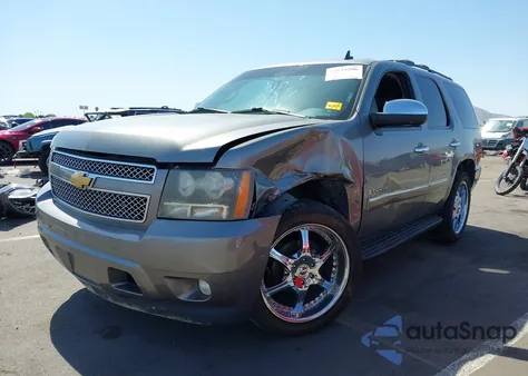 2009 Chevrolet Tahoe Ltz из США, поврежденный, VIN 1GNFC33049R138302